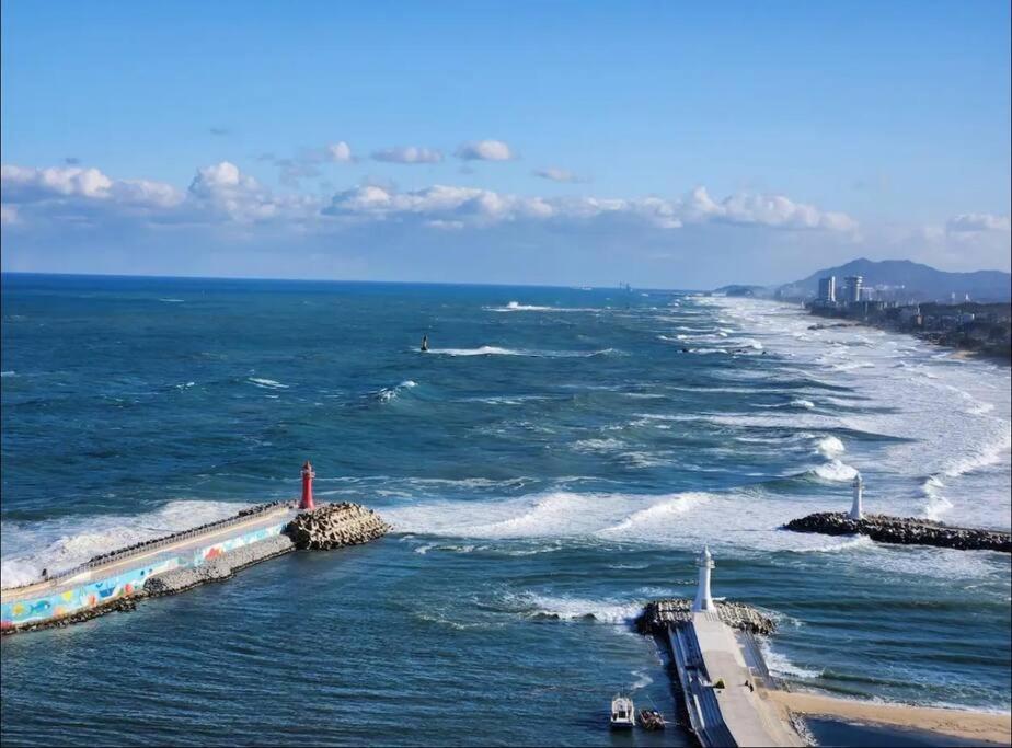 The Gangneung Ocean Stay Exteriör bild